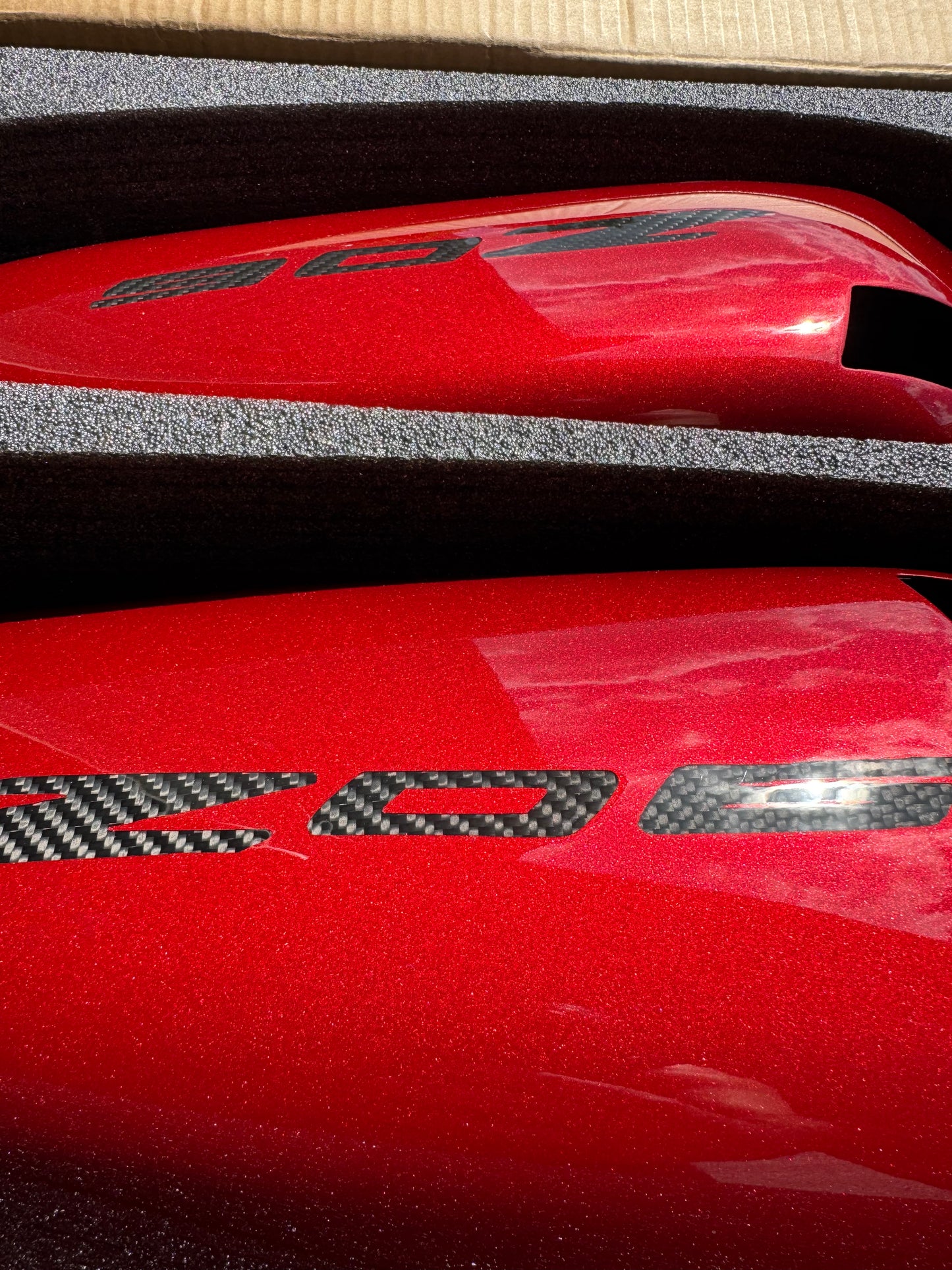 Custom Painted LT6 Intake Manifold Covers