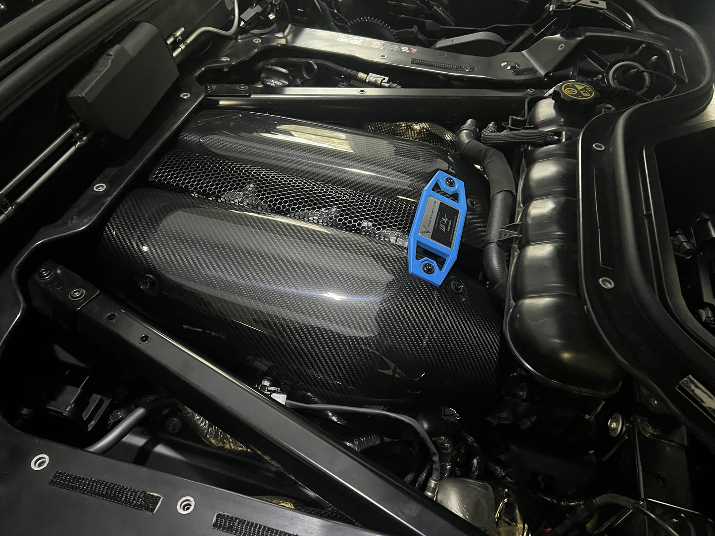 Carbon Fiber LT6 Engine Intake Manifold Covers