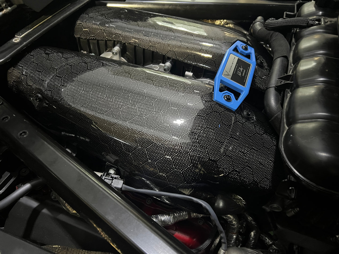 Hex Pattern Carbon Fiber LT6 Intake Manifold Covers