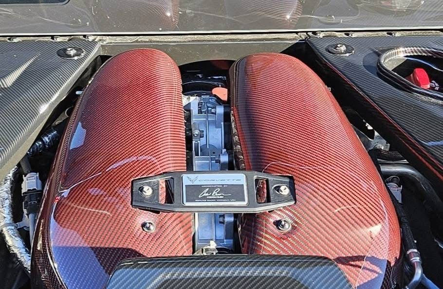 RED Carbon Fiber LT6 Engine Intake Manifold Covers