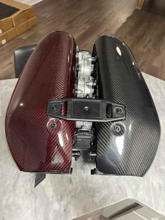 Asymmetric Red/ Black LT6 Intake Manifold Covers