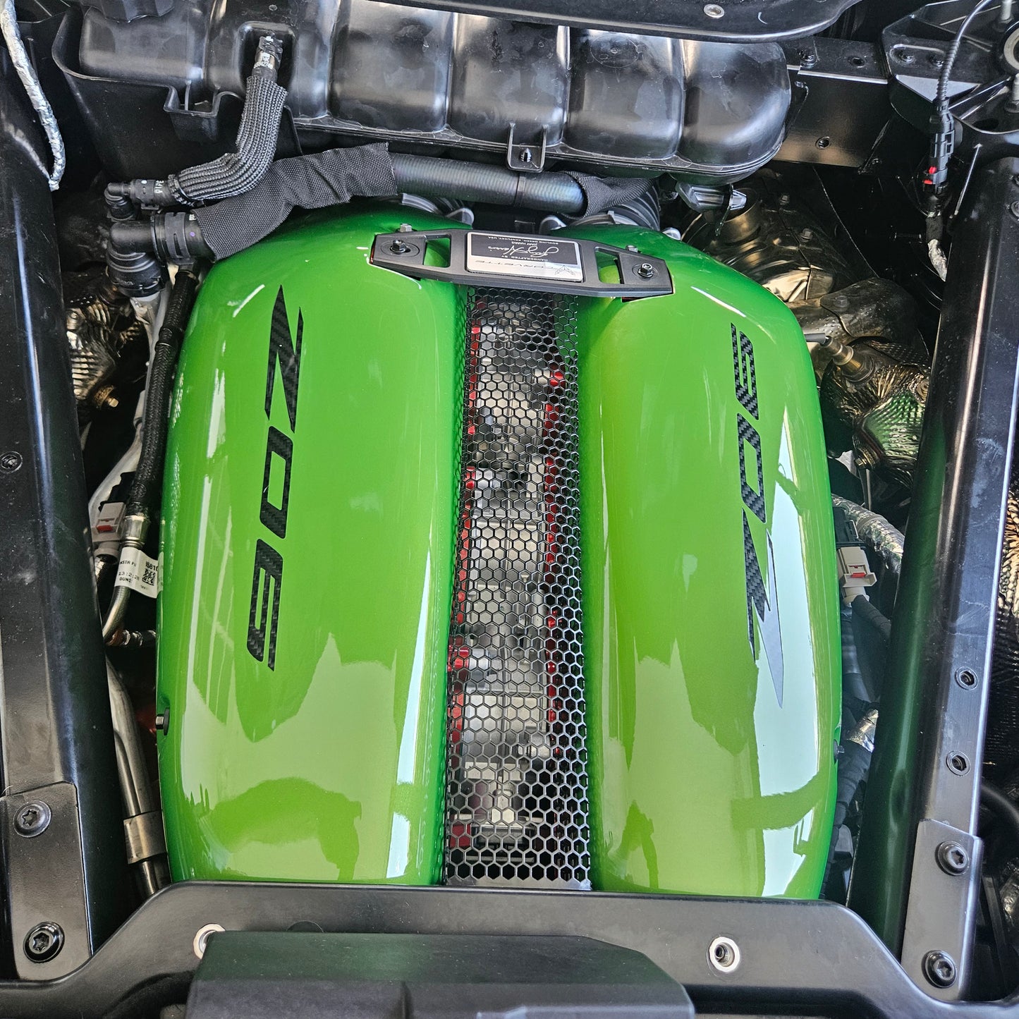Custom Painted LT6 Intake Manifold Covers
